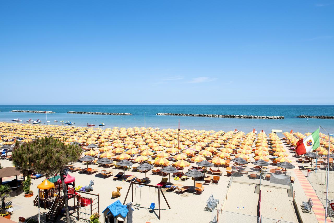 Hotel La Conchiglia Bellaria-Igea Marina Exterior photo